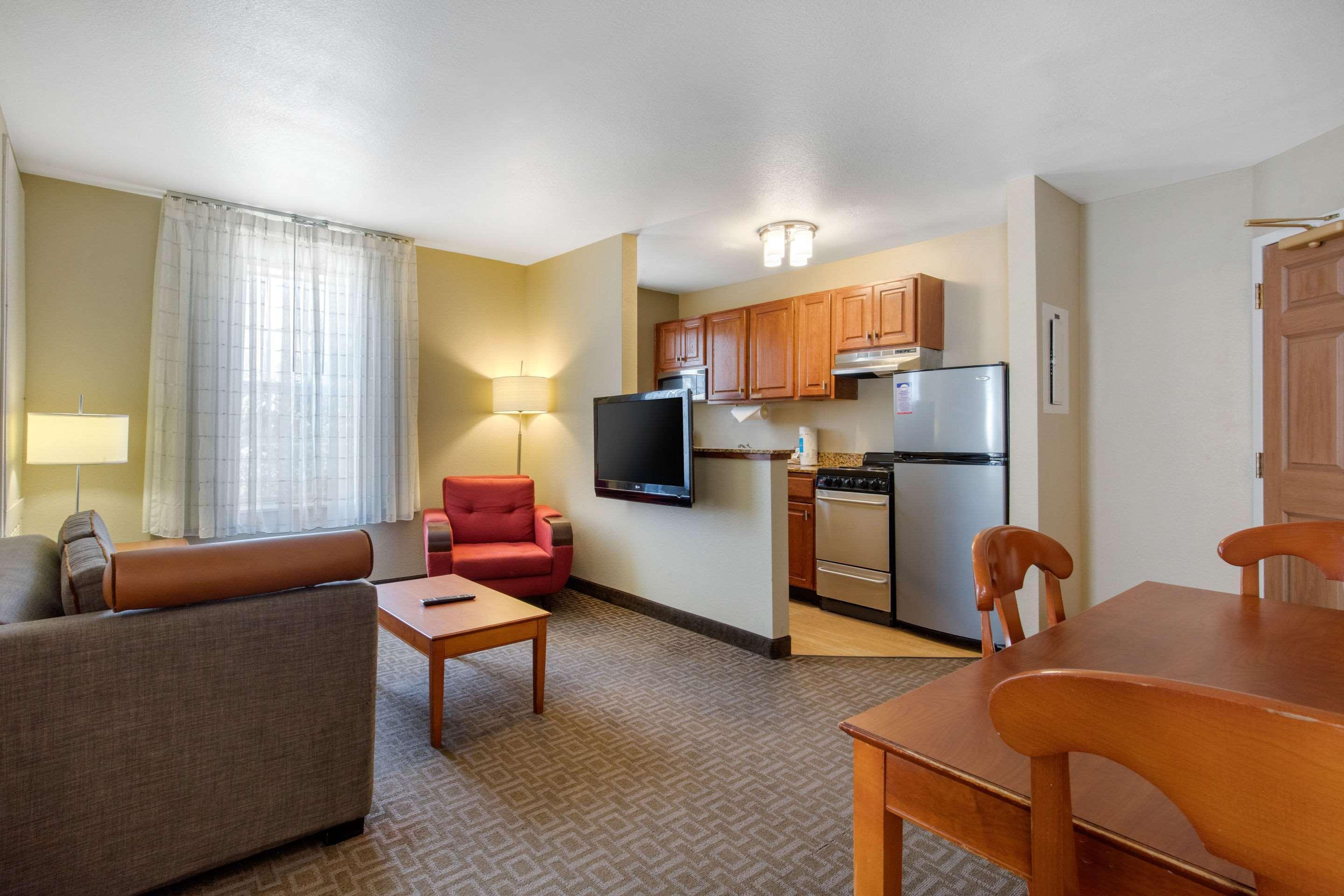 Suburban Studios Birmingham Homewood I-65 Extérieur photo
